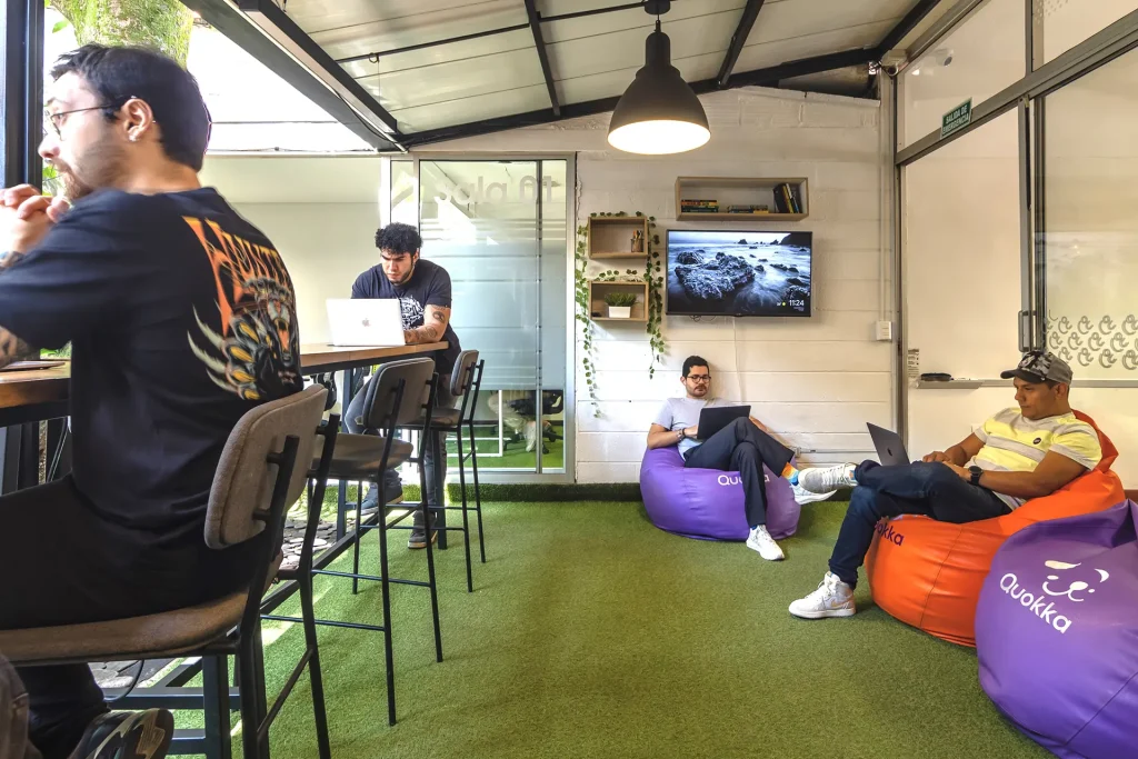 coworking medellín, barra astorga